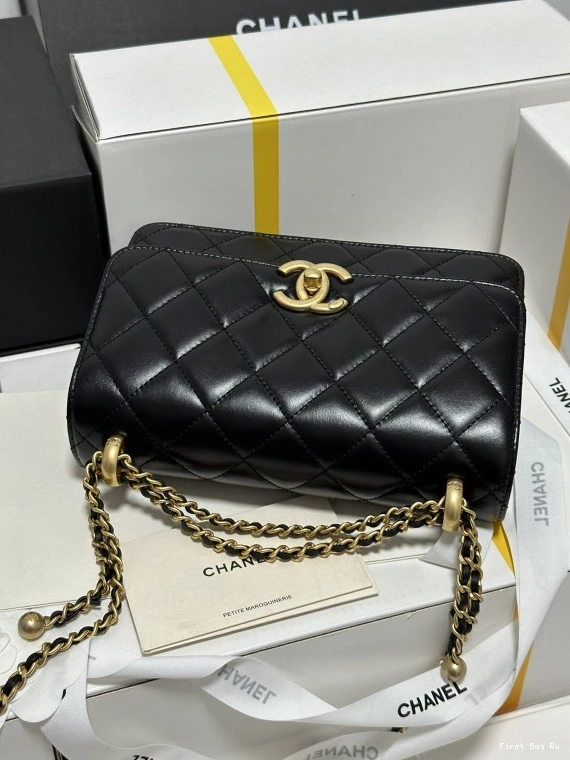 First Bag Ru FLAP CHANEL -14.5*22*8cm BAG 0807
